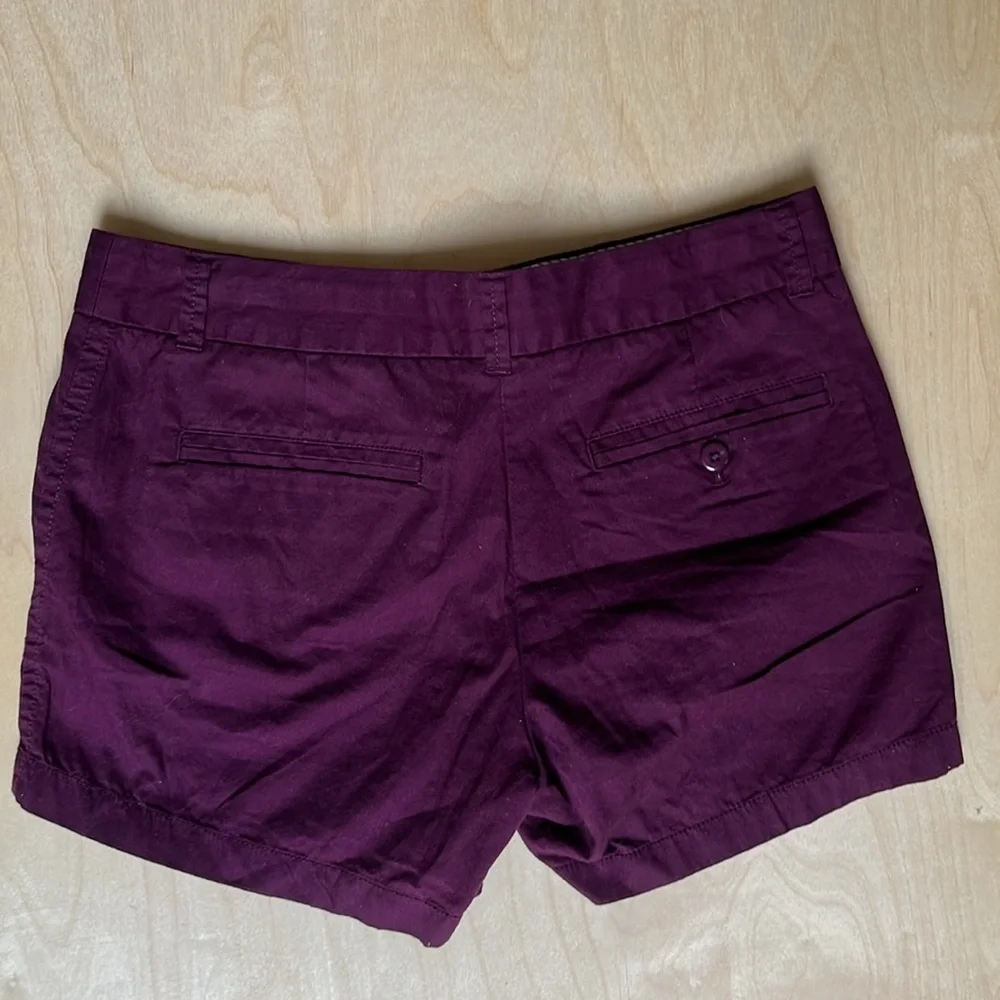 J. Crew Burgundy Chino broken-in shorts Size 4